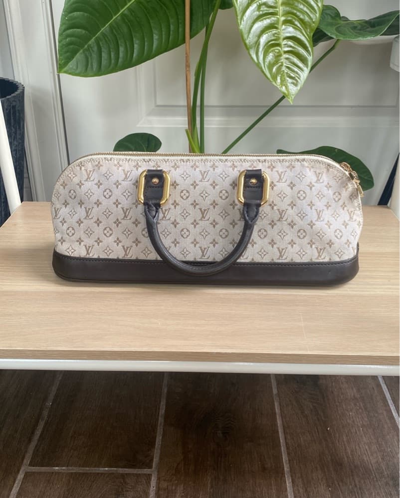Louis Vuitton Long Alma - Image 2