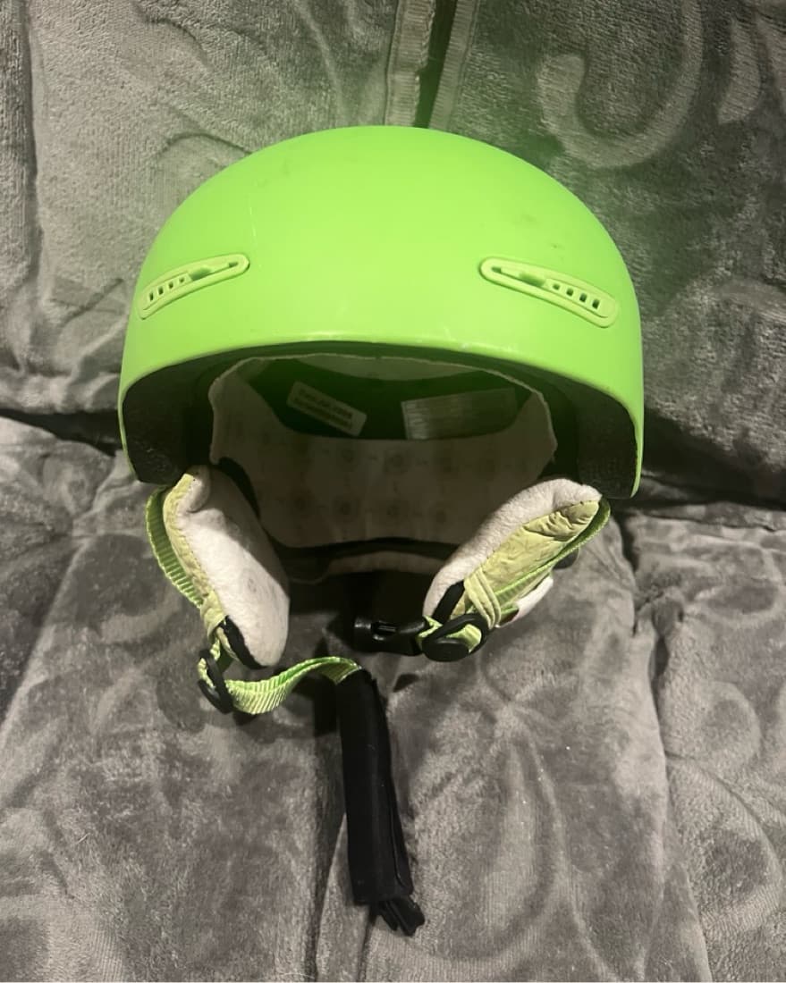 XS Women Green Snowboard/ski Helmet  - Image 2