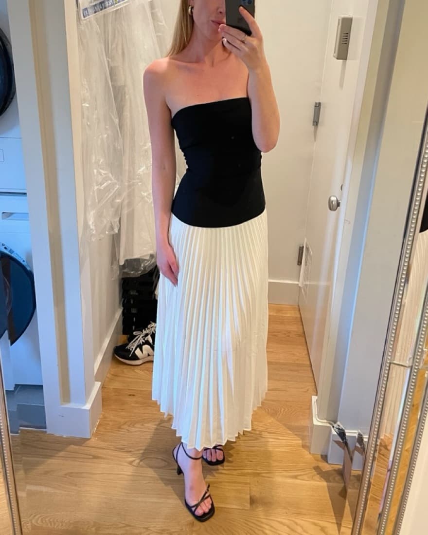 Sleeveless Pleated Long Dress  - Image 2