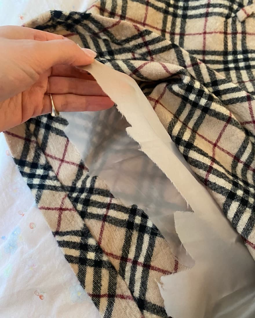 Burberry Mini Skirt - Image 5