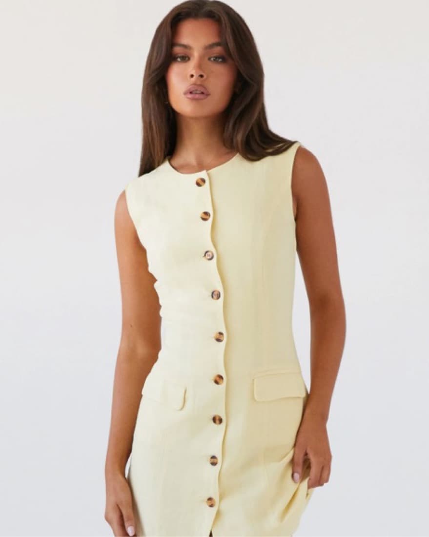 Chic Buttoned Sleeveless Dress - Image 1