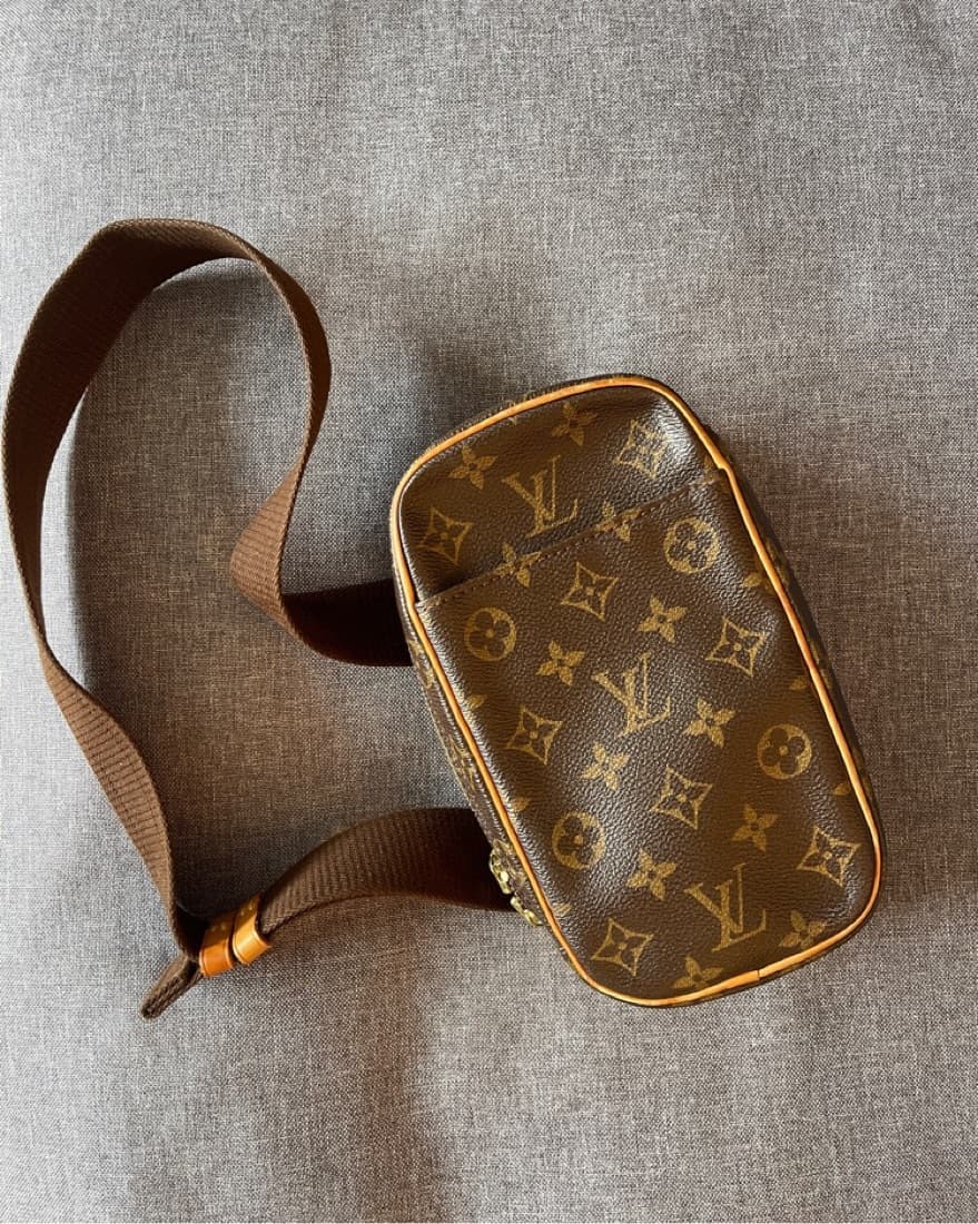 Louis Vuitton Monogram Pochette Gange - Image 1