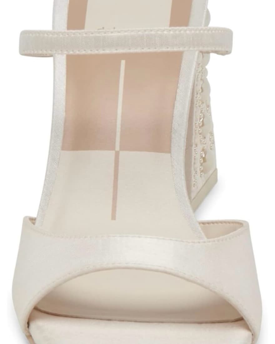 Elegant Beaded Heel Sandals - Image 3