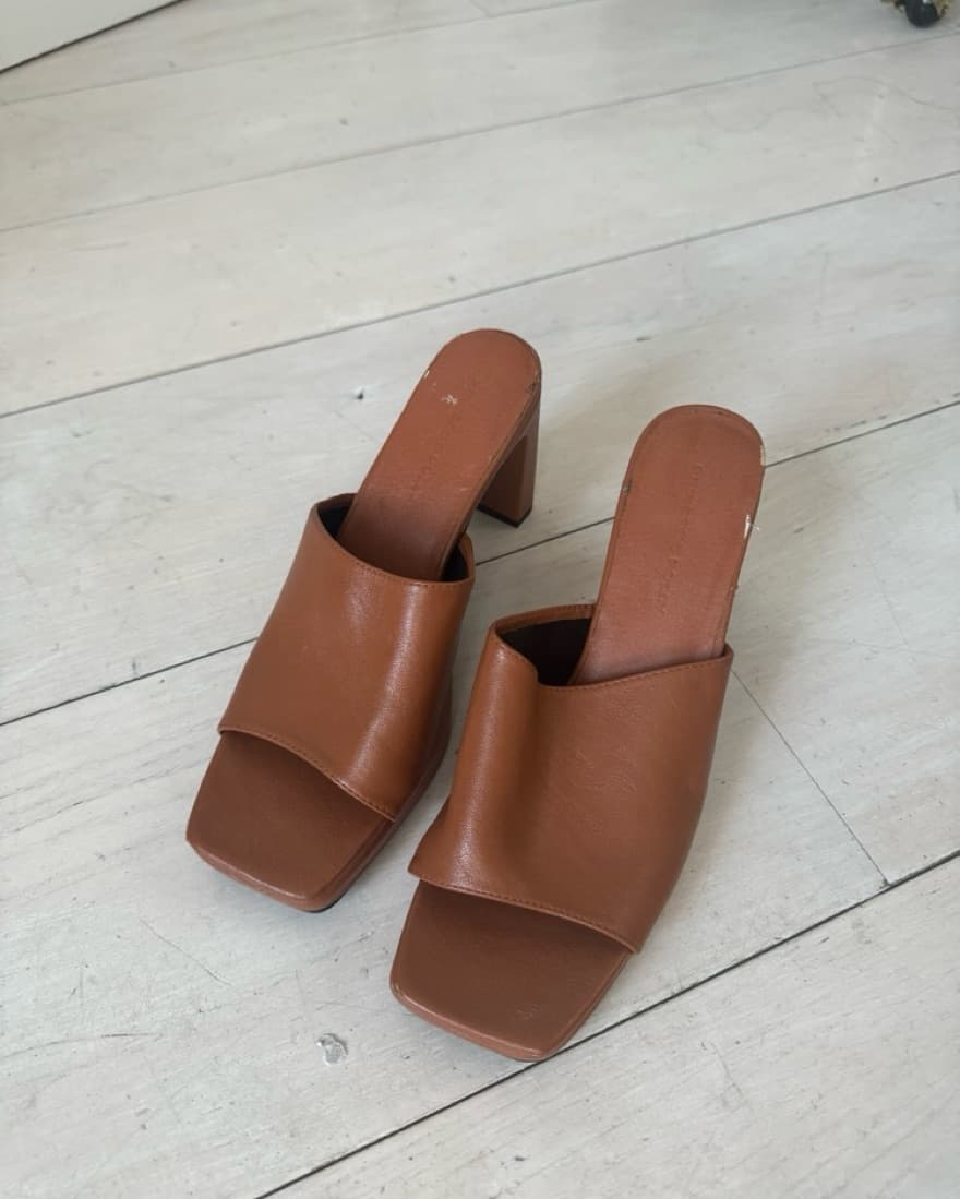 Princess Polly Brown Heels - Image 2