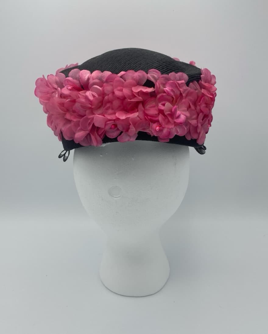 Vintage Pillbox Hat with Flowers - Image 4