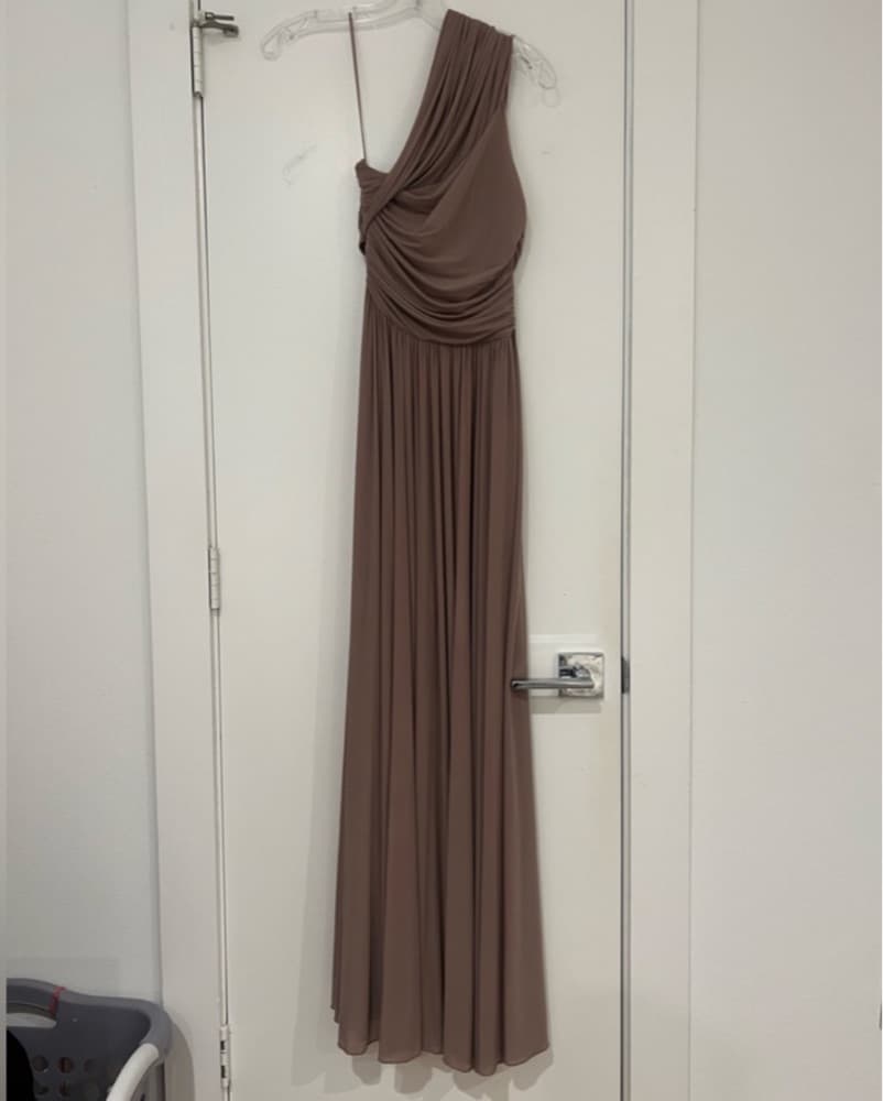 Ronnt Kobo Killian Gown Light Brown - Image 3