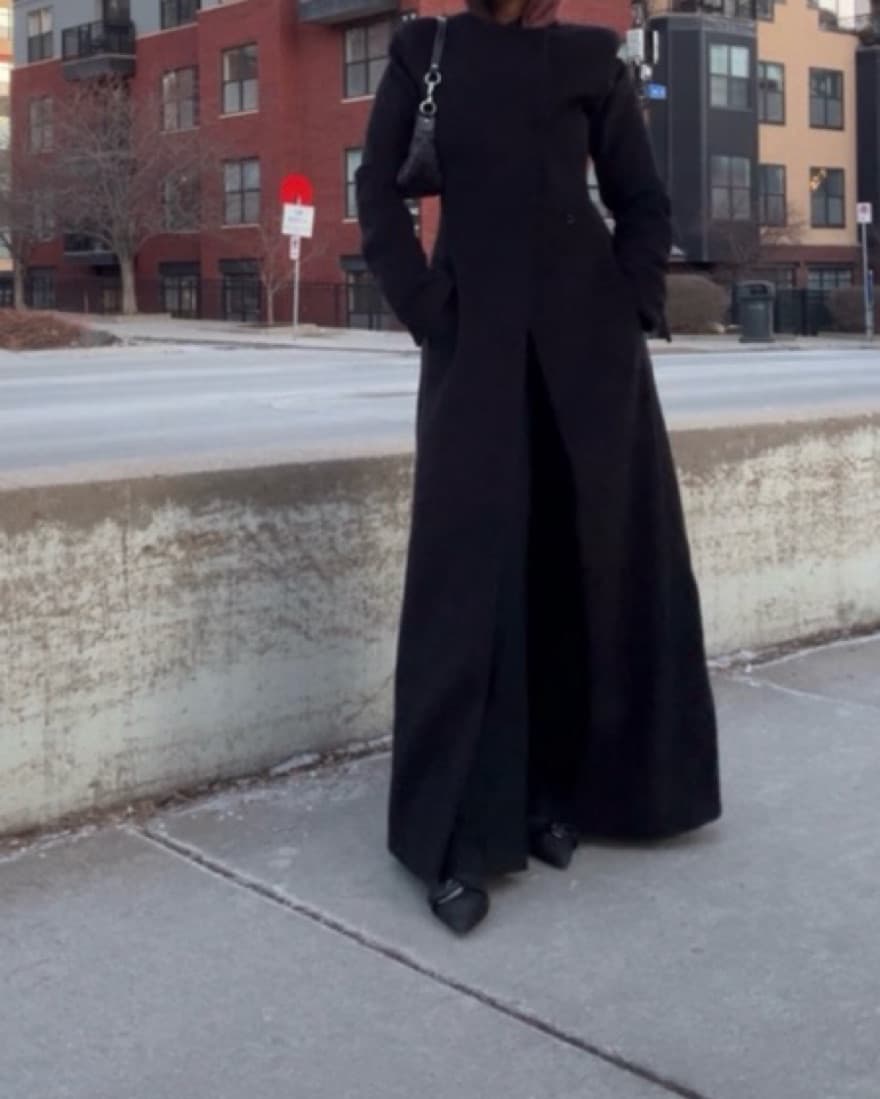 Elegant Black Maxi Coat - Khy Studio - Image 3