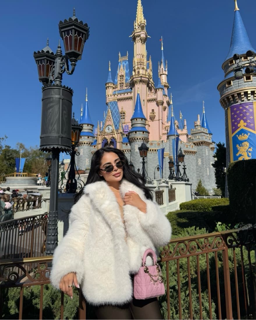 Elegant Faux Fur Coat  - Image 2