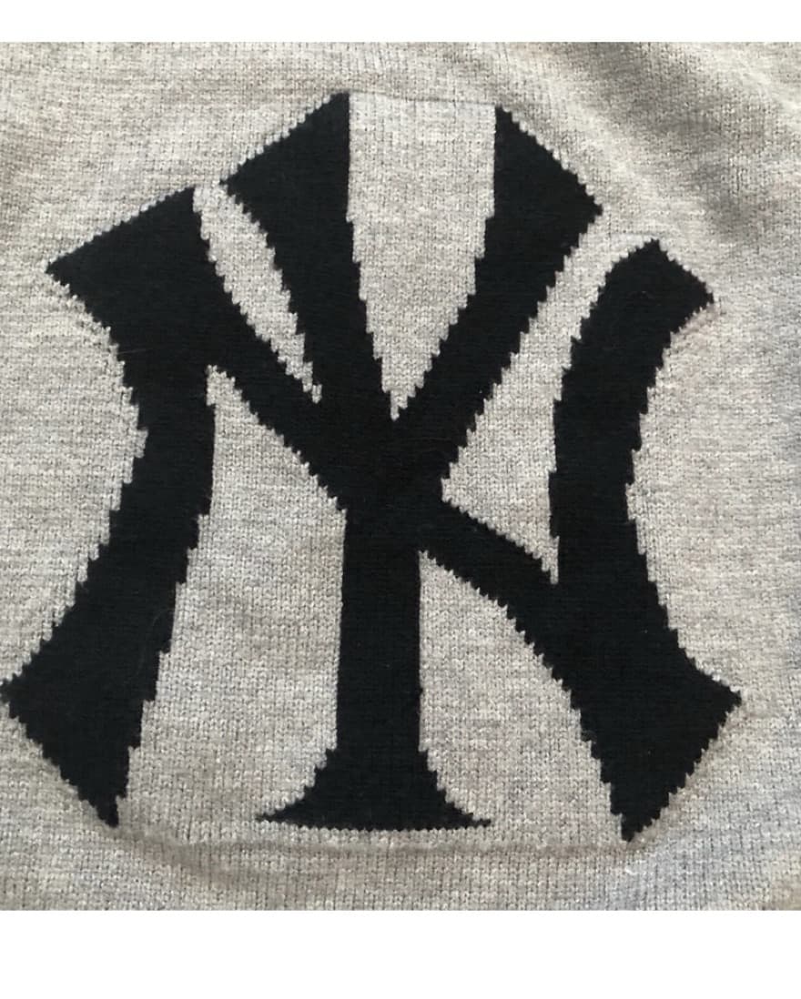Yankee Sweater - Image 3