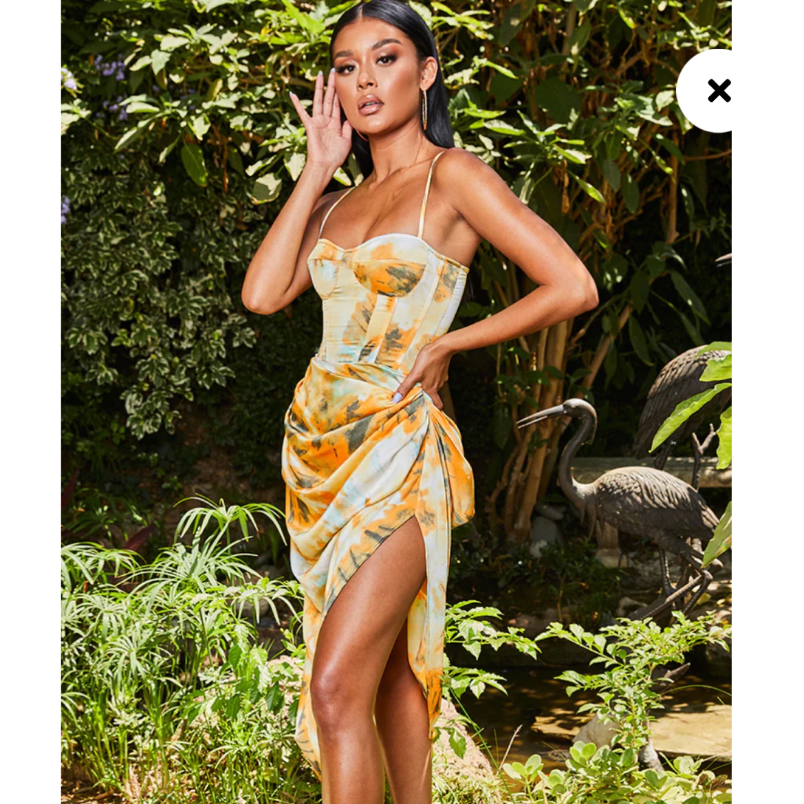 PrettyLittleThing 2 piece skirt set - Image 2