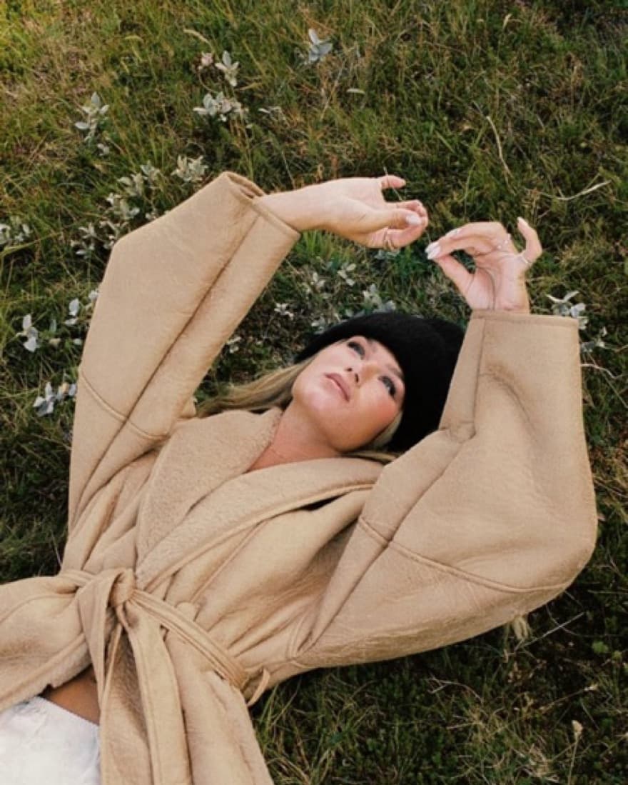 Belted Detail Shearling Jacket - Image 6