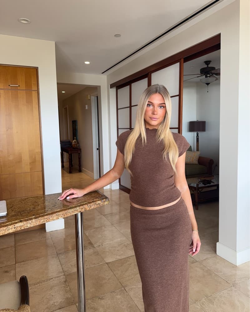 Brown Knit Set - Image 2