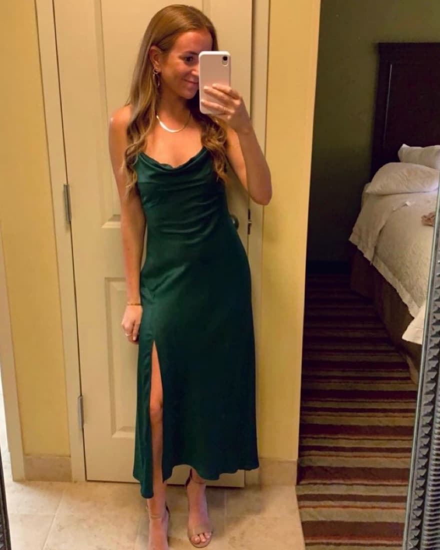 ASTR Hunter Green Gaia Midi Dress - Image 4