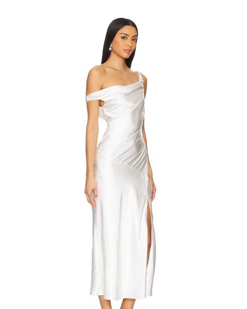 Elegant One-Shoulder Satin Gown - Image 2
