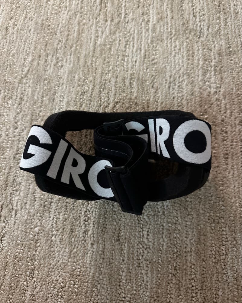 GIRO Black Ski Snowboard Goggles - Image 3