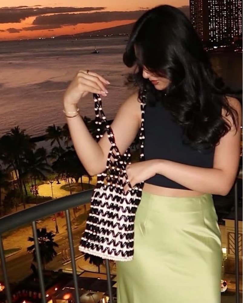 Chic Beaded Handbag - Image 2