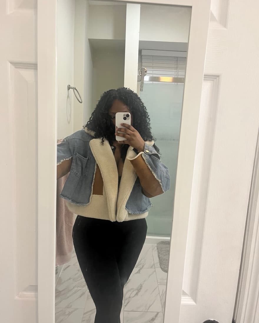 Stylish Denim and Faux Fur Vest - Image 1