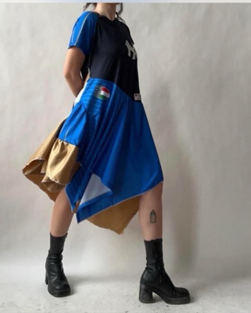 1/1 Asymetric Sport Dress - Image 4