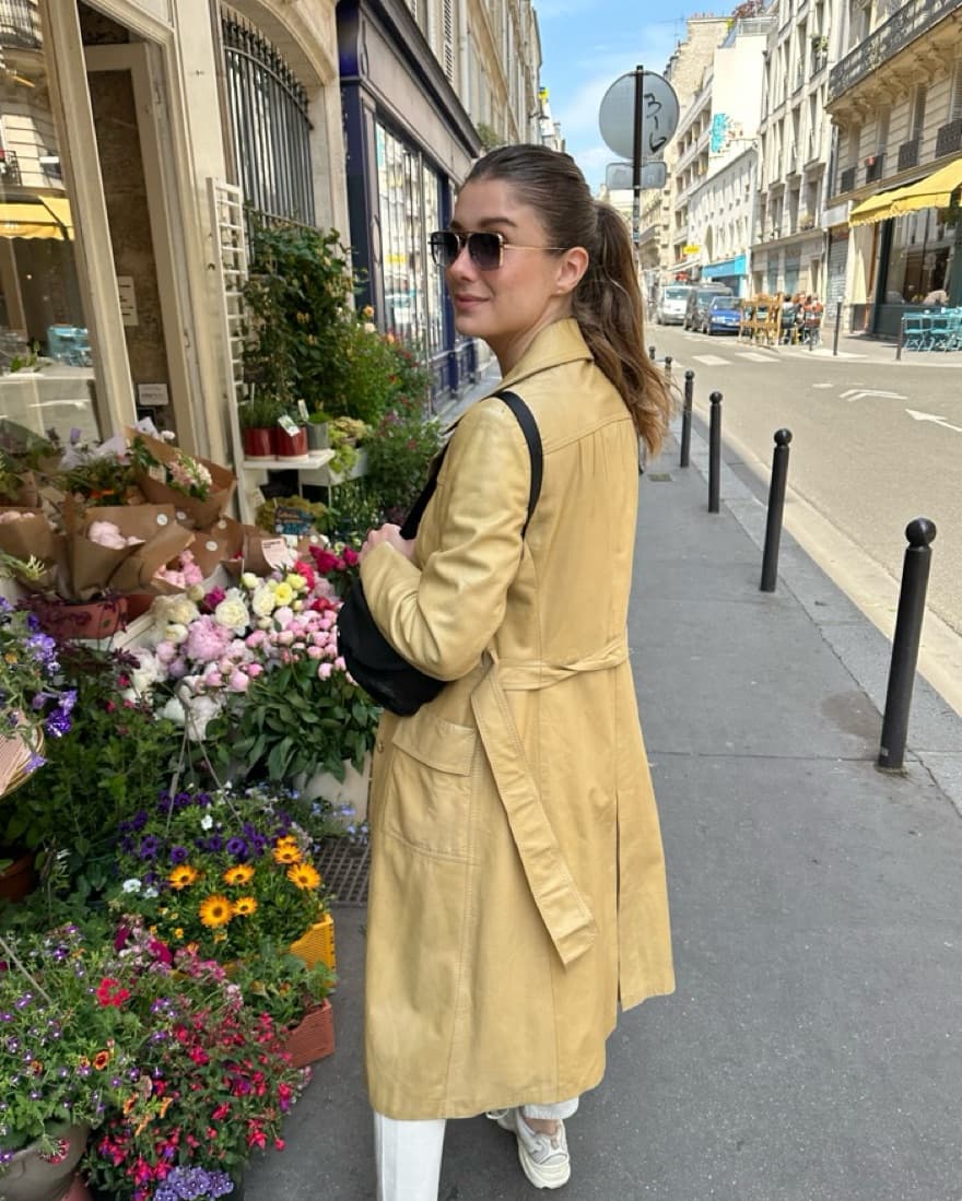 Vintage Cream Trench Coat - Image 2