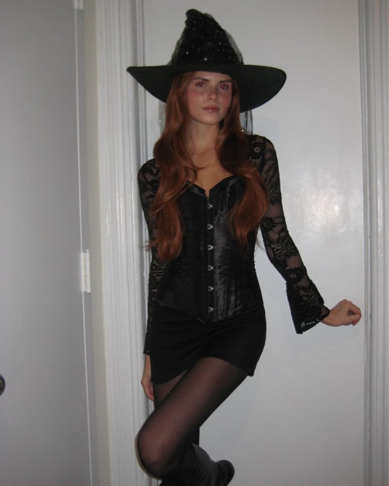 Black Lace Up Corset - Image 3