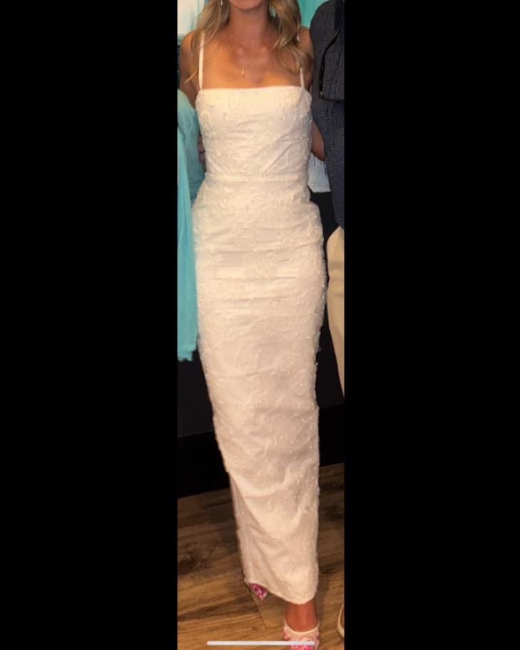 House Of CB Eva White Floral Lace Maxi - Image 3