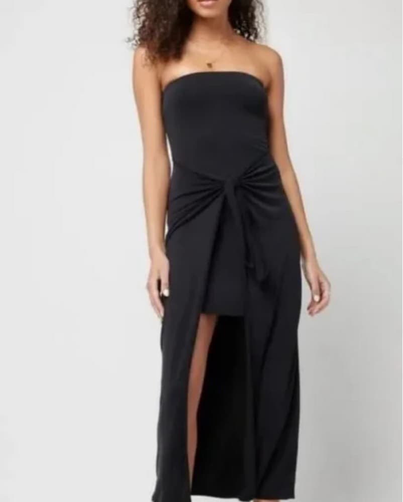 Elegant Black Strapless Midi Dress - Image 1