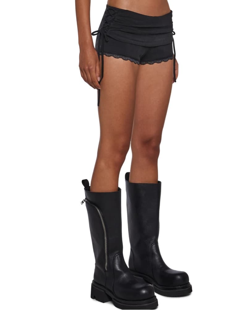 GIGA STYLE MICRO SHORTS DOLLSKILL - Image 3