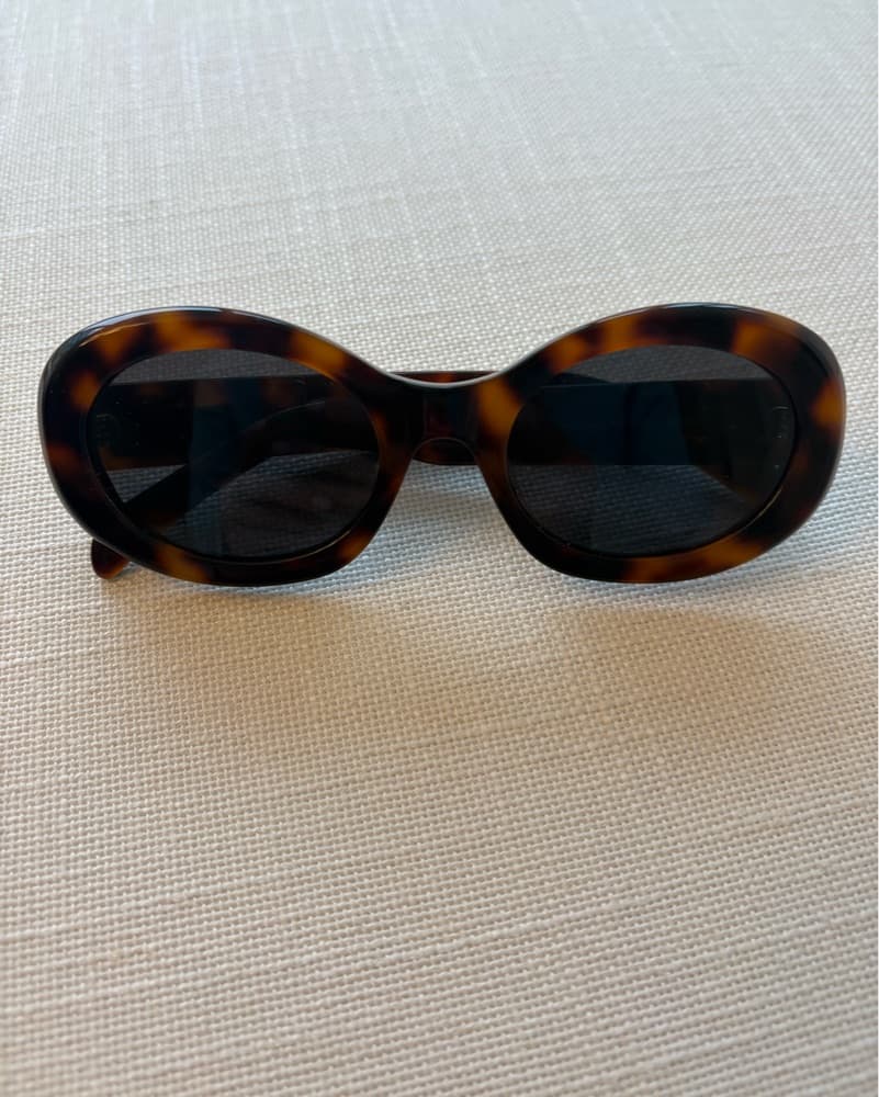 Tortoiseshell Glasses - Image 2