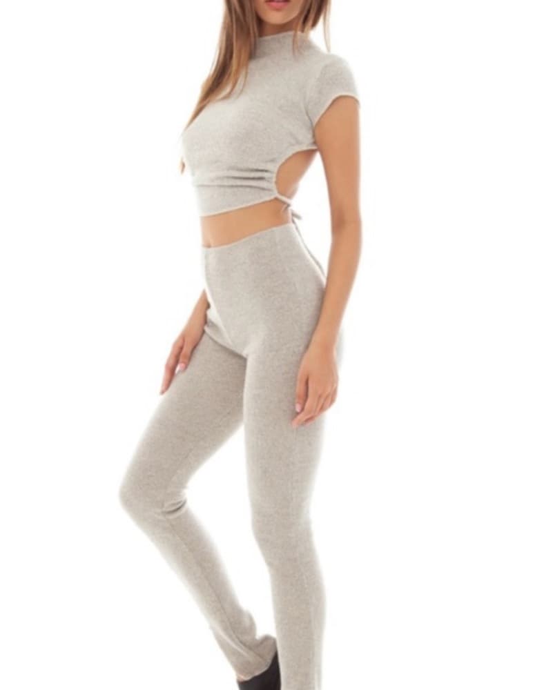 Are You Am I Grey Sarei Set - Image 1