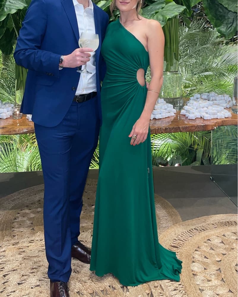 Halston Green Gown One Shoulder Cut Out - Image 4