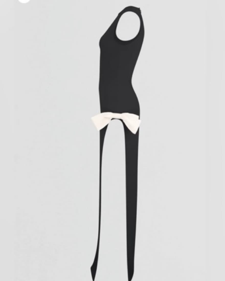 Black Gown With Bows - Image 2