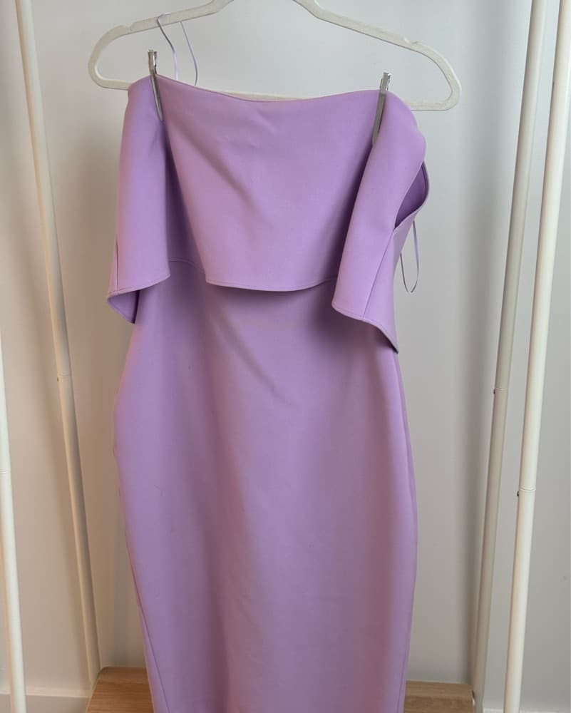 Chic Lavender Strapless Midi Dress - Image 5