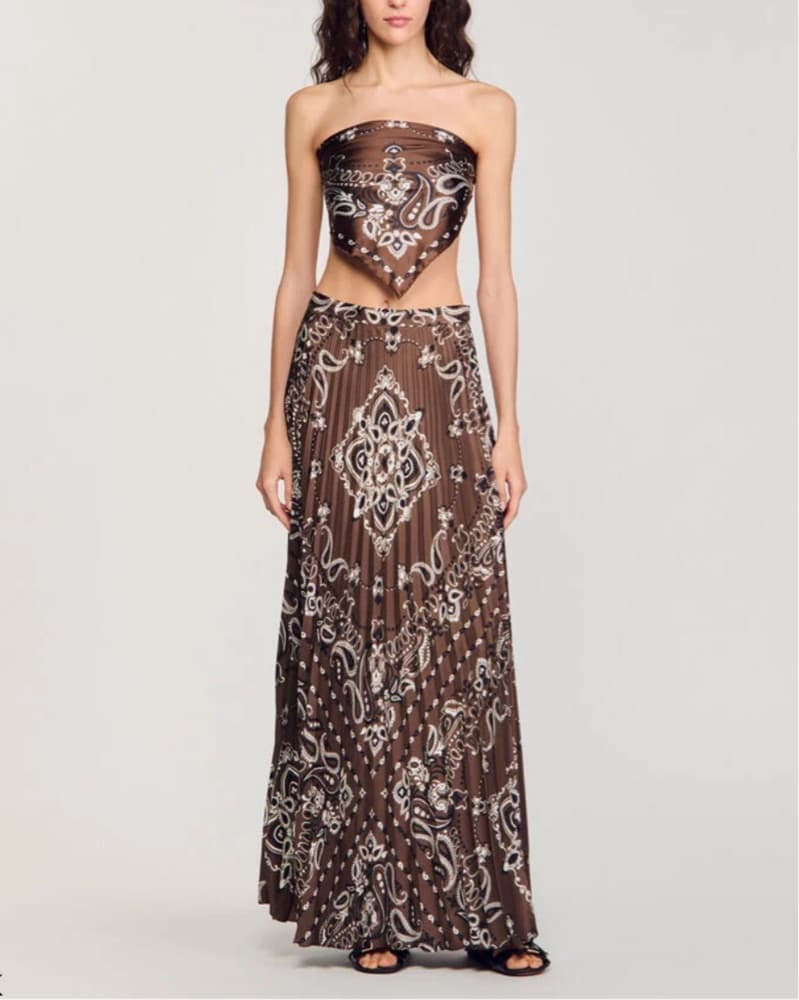 Elegant Paisley-Patterned Maxi Dress - Image 2