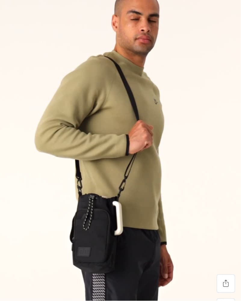 Beis Magnetic Water Bottle Sling - Image 4