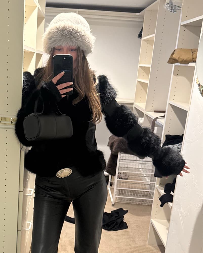 I AM GIA Black Faux Fur Coat - Image 4