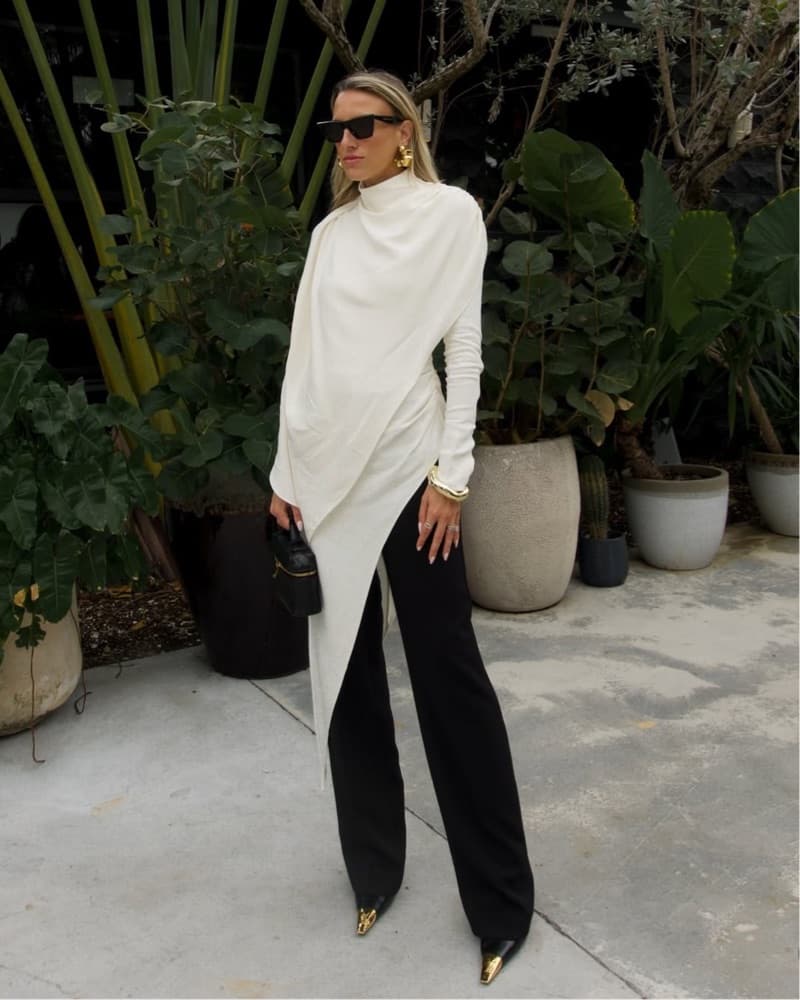 Helsa Whilemina Cape Top  - Image 2