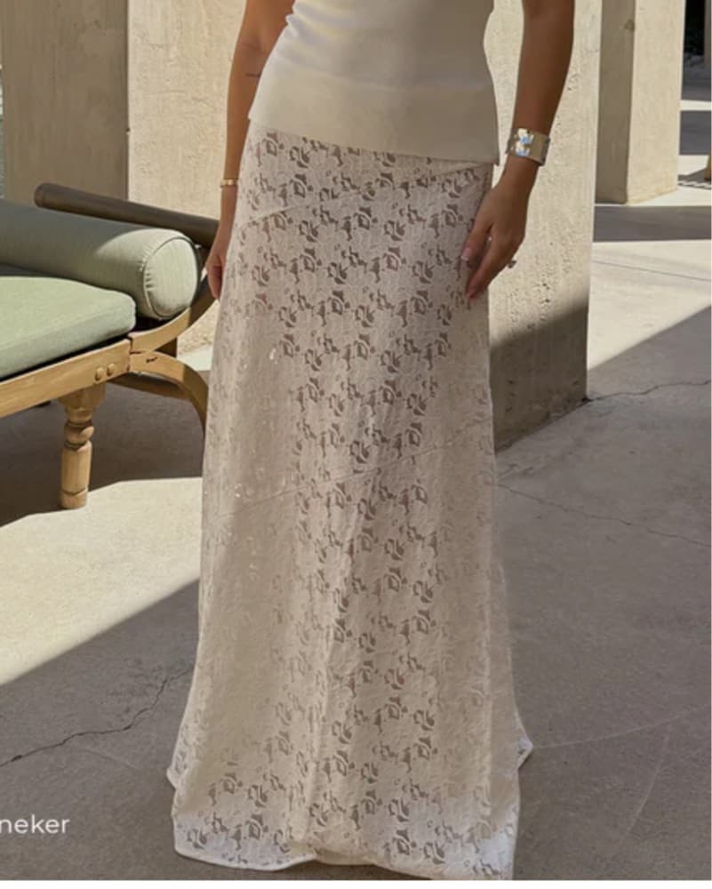 Loula White Lace Skirt - Image 3