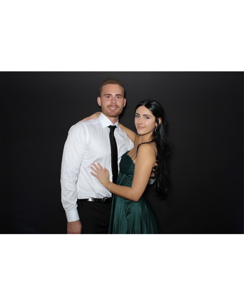 Stunning Emerald Satin Gown - Image 6