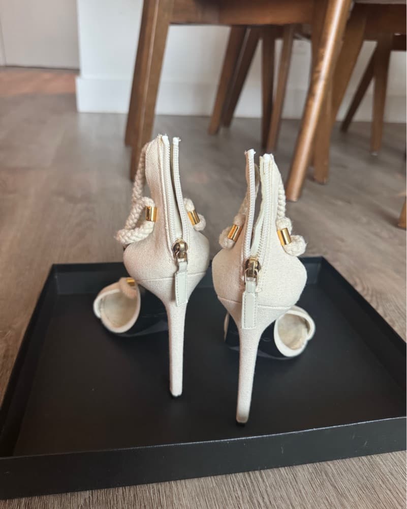 White Oscar De La Renta Stilettos    - Image 3