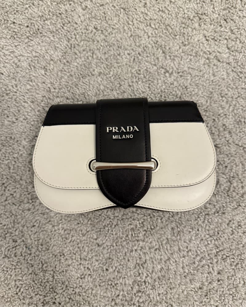 Elegant Prada Milano Crossbody/belt Bag - Image 3