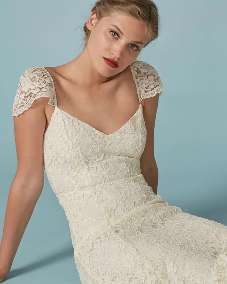 Cream Lace Gown - Image 2