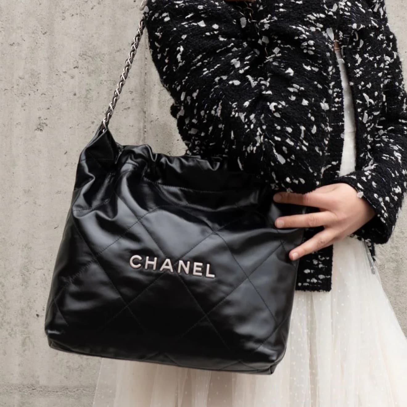 chanel 22 side backpack - Image 1
