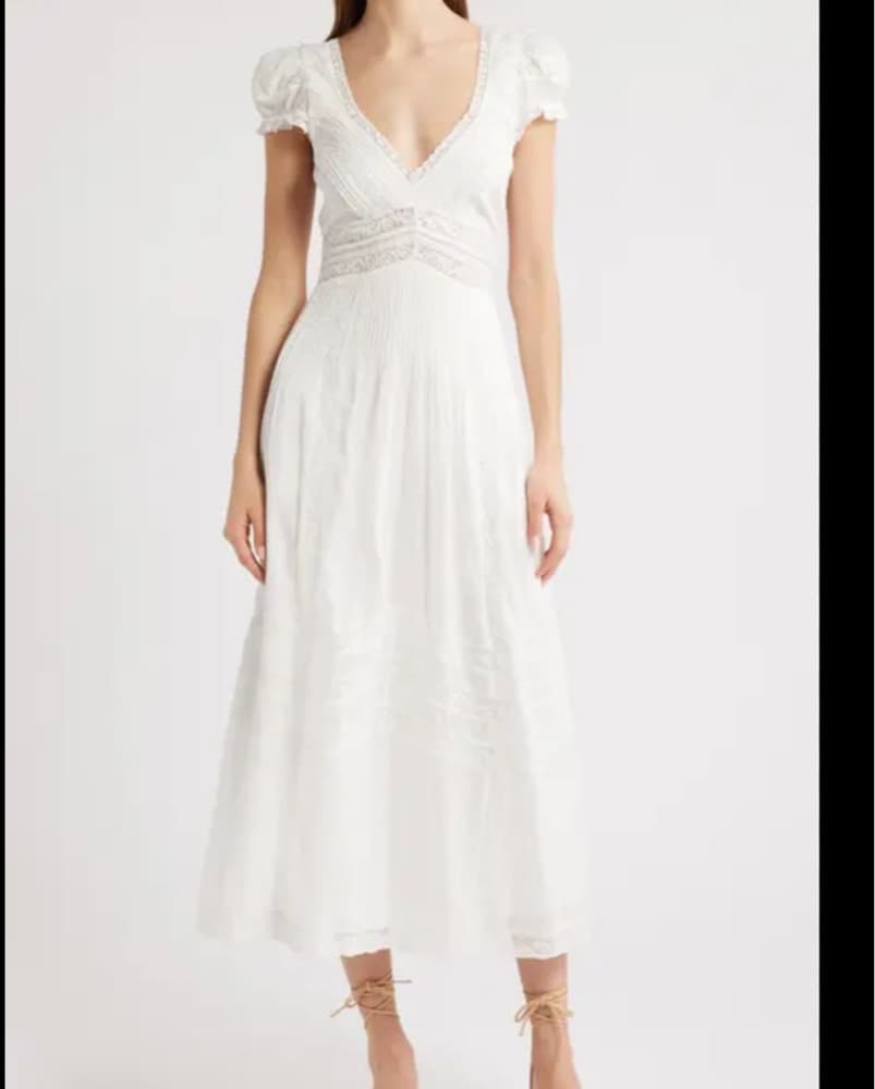 Romantic Lace Maxi Dress - Image 2