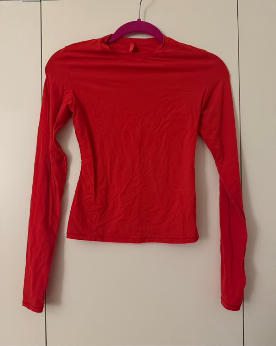 Skims Fits Everybody Long Sleeve Top - Image 5