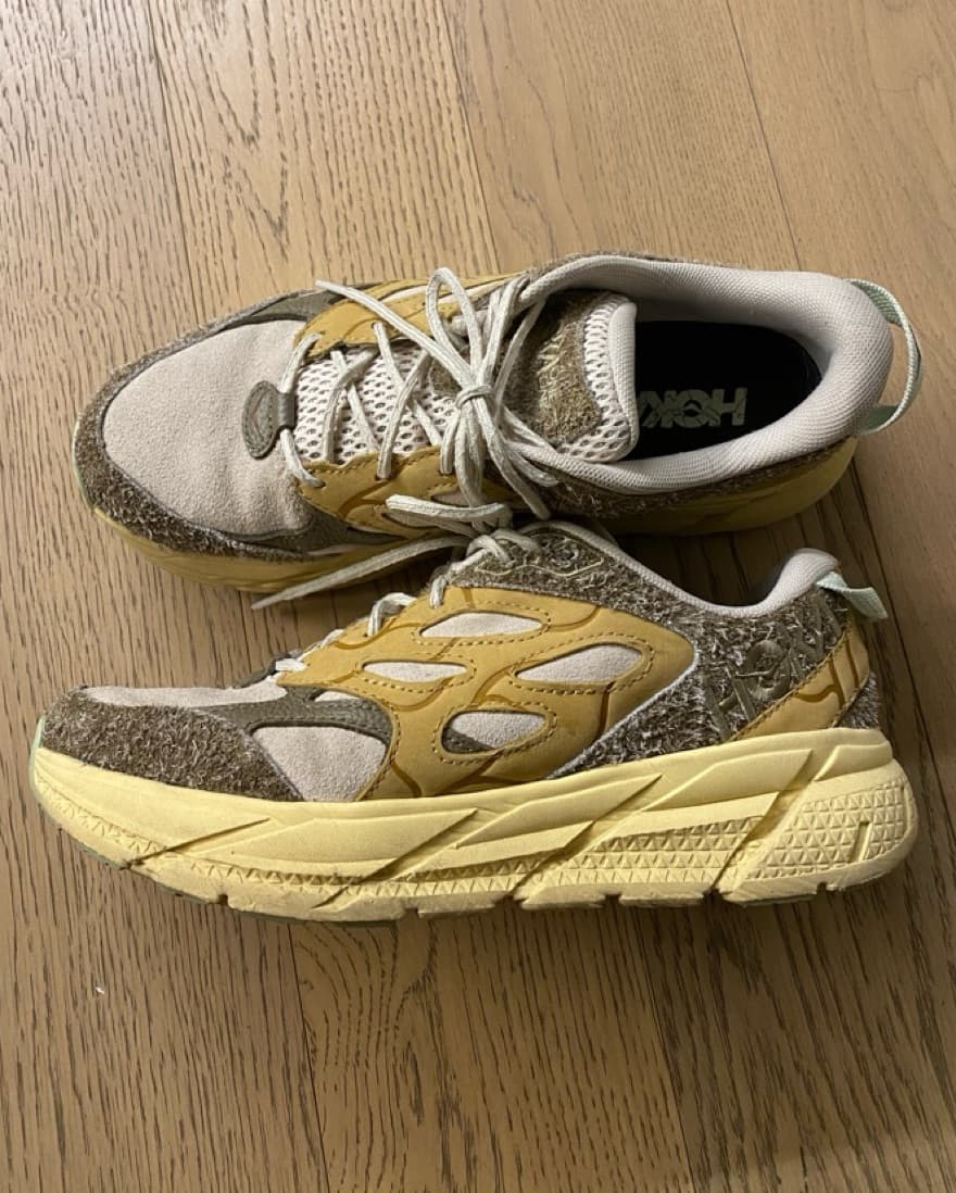 Hoka Elite Terrain System Clifton Suede - Image 2