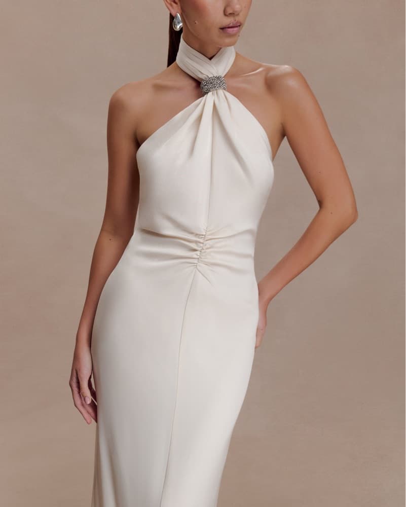 Halter Neck Gown with Sparkle Meshki - Image 4