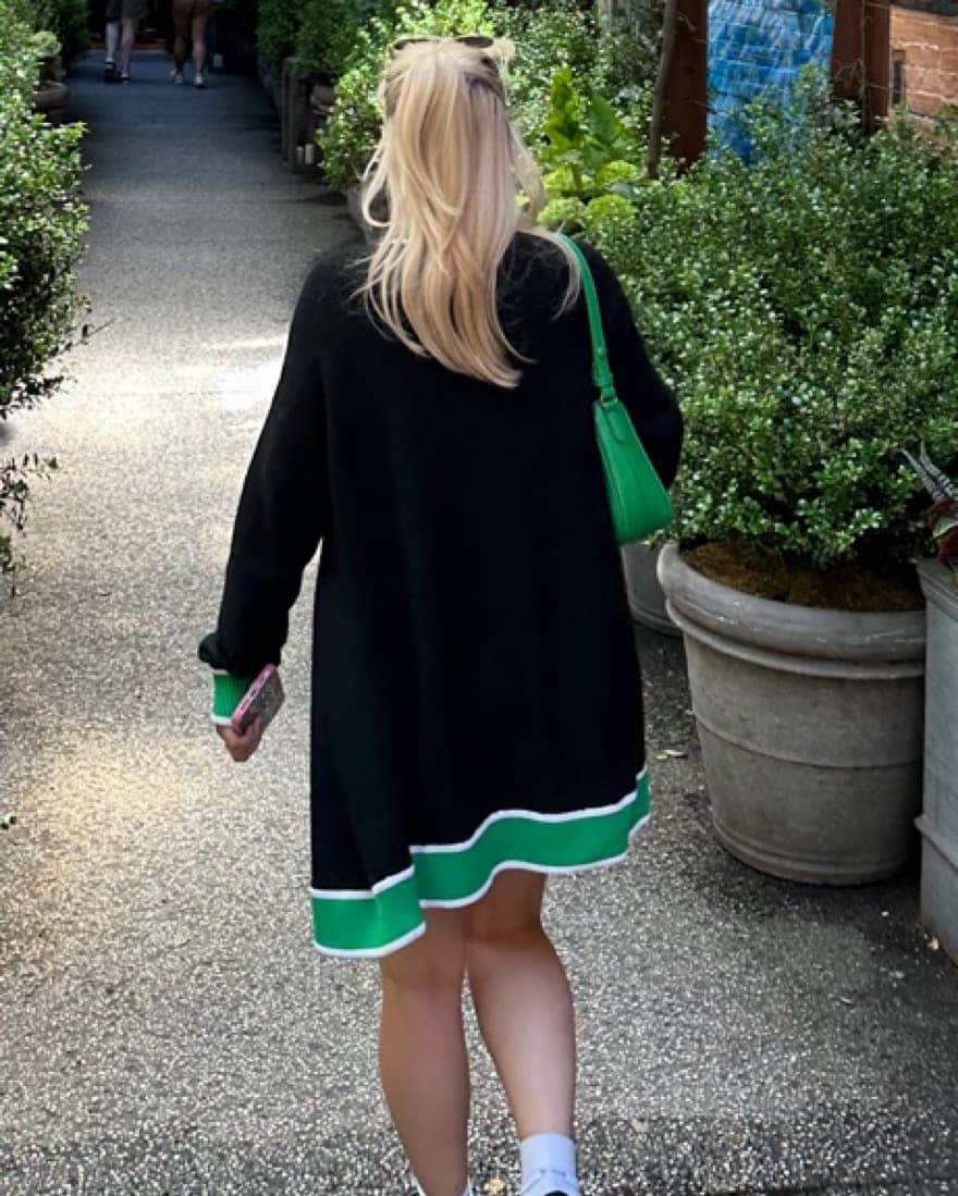Alice & Olivia Sweater SET - Image 5