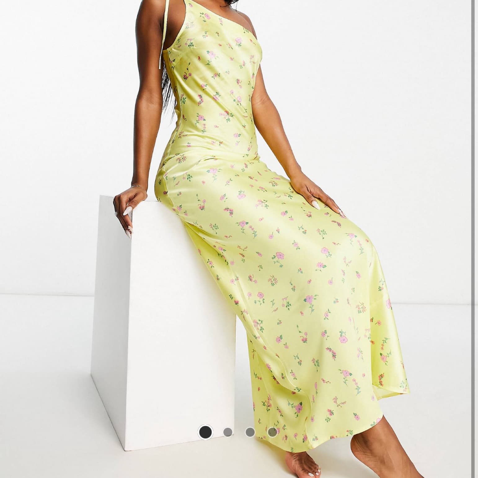 Yellow floral Satin Maxi - Image 1