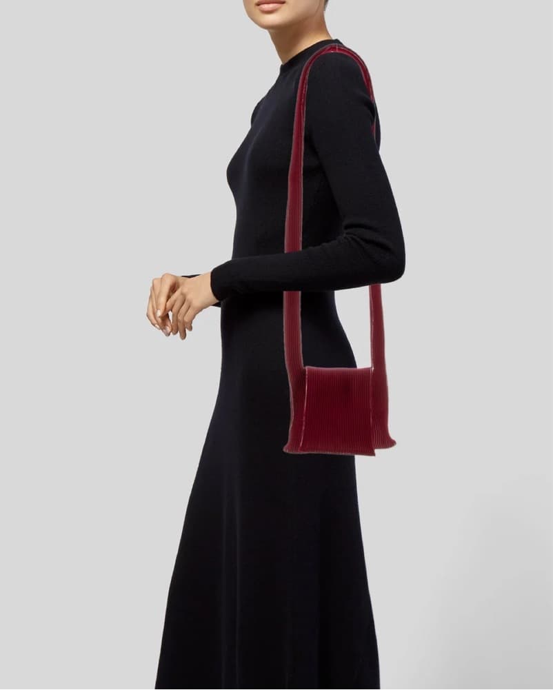 Thrifted shoulder bag sourced in Japan - Image 6