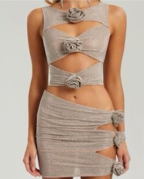 Crystal Flower Cutout Mini Two Piece Set - Image 2